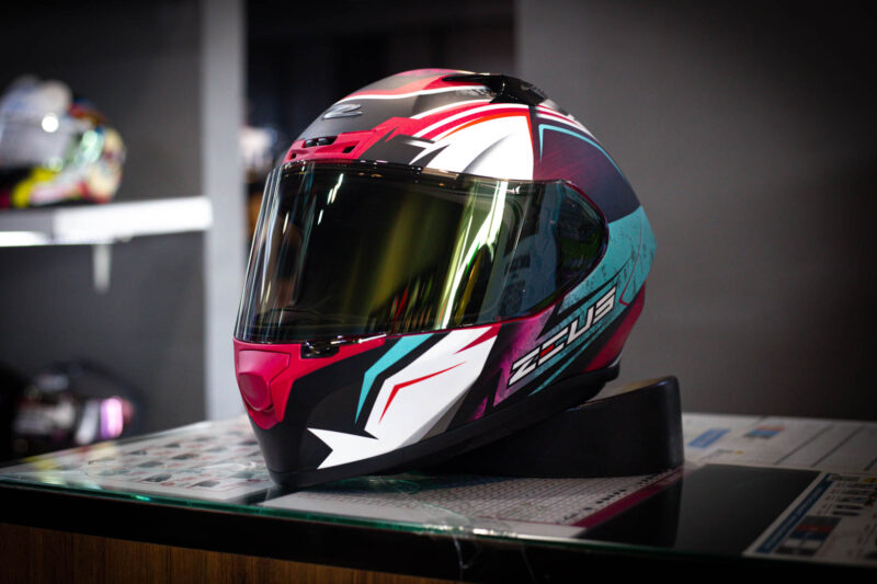 zeus-zs-826-matt-pink-blue-1