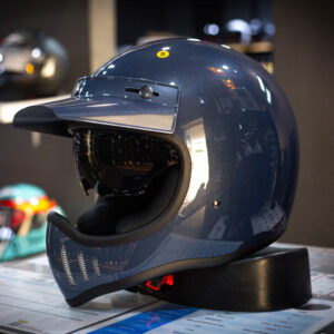 หมวกกันน็อควินเทจ ZEUS รุ่น ZS-916D ลาย Metallic Dark Blue